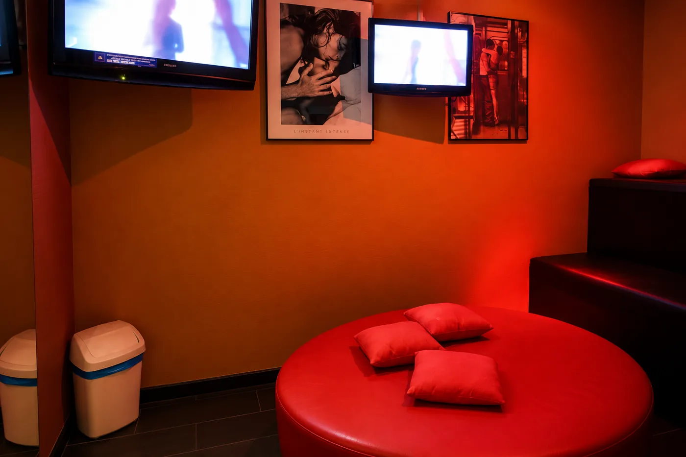 Salon vidéo, Sauna Prado à La Couronne